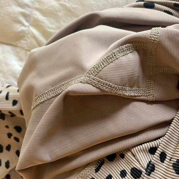 Beach Riot Taupe Spot Animal Print Ribbed Ayla Leggings - Picture 7 of 10